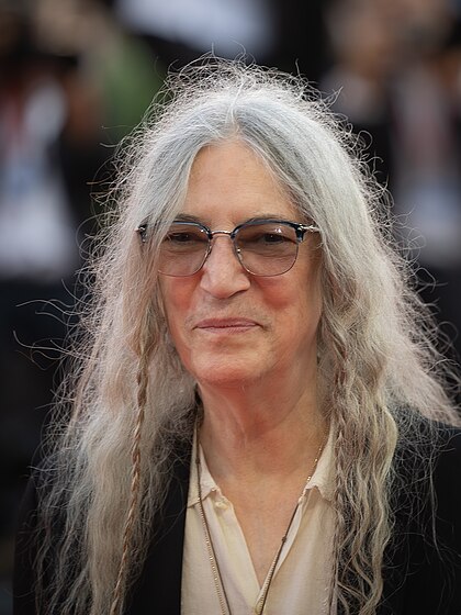 Patti Smith headshot