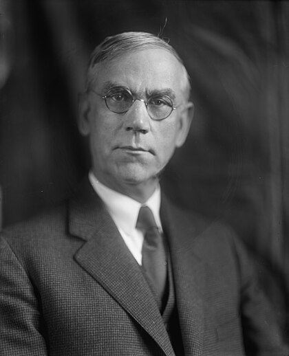 Reed Smoot image