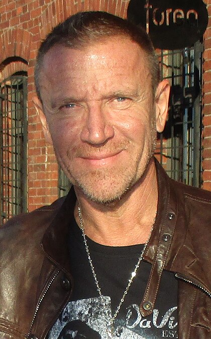 Renny Harlin image