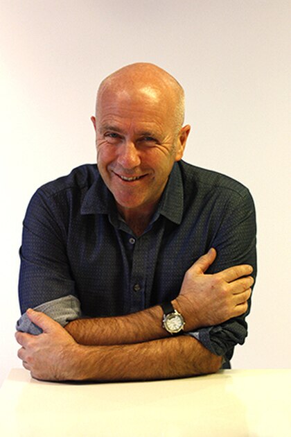Richard Flanagan image