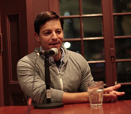 Scott Neustadter image