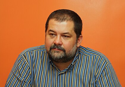 Sergei Lukyanenko image