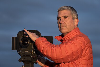 Stephen Wilkes image