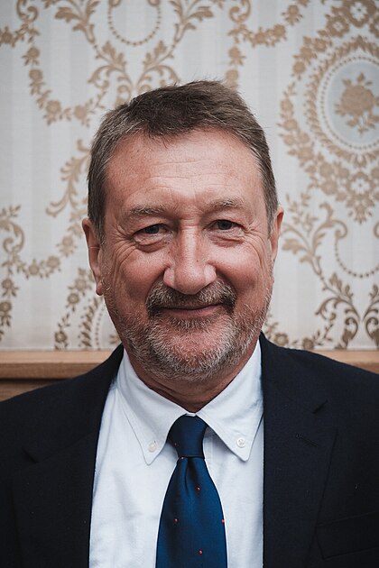 Steven Knight image