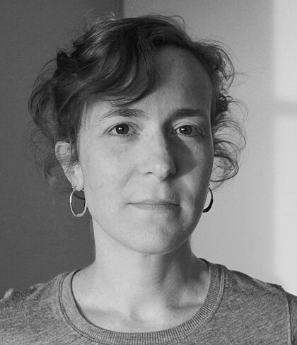 Suki Hawley image