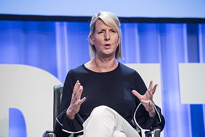 Suzanne Mackie image