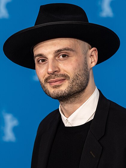 Tilman Singer image
