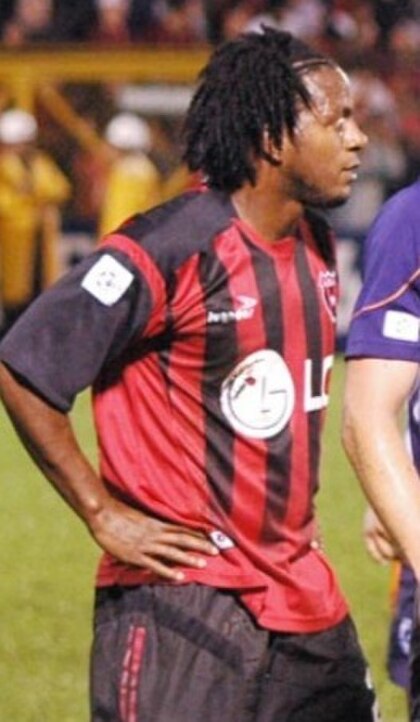 Victor Nuñez image