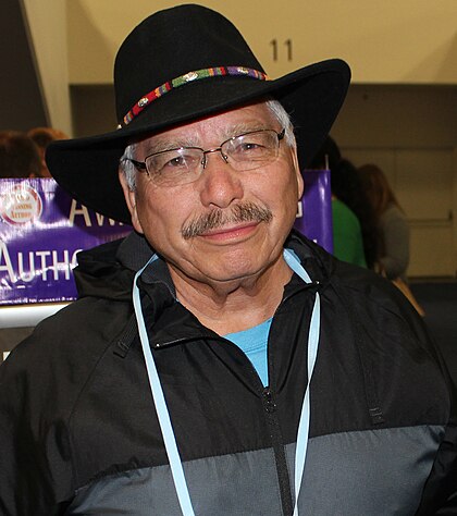 Victor Villaseñor image