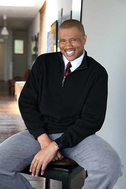 Walter Latham image