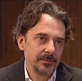 Pere Ponce headshot