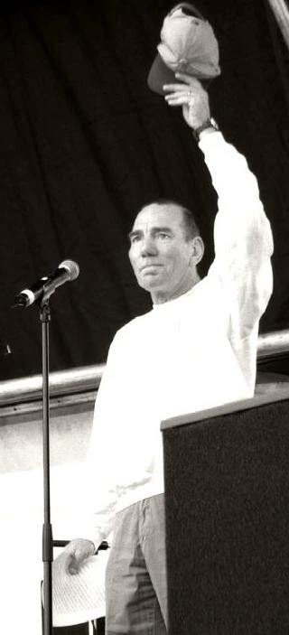 Pete Postlethwaite headshot