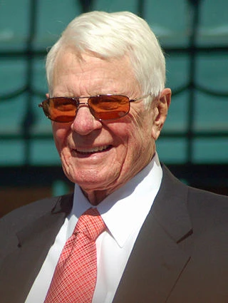 Peter Graves headshot