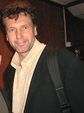 Peter J. Lucas headshot