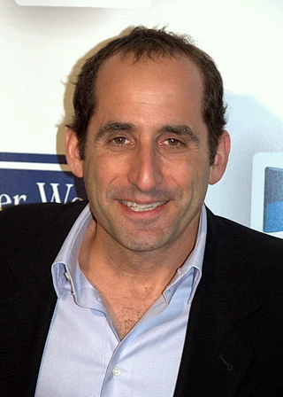 Peter Jacobson headshot