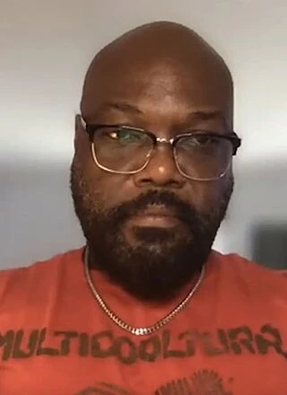 Peter Macon headshot
