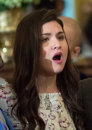 Phillipa Soo headshot