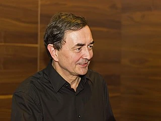Pierre-Laurent Aimard headshot