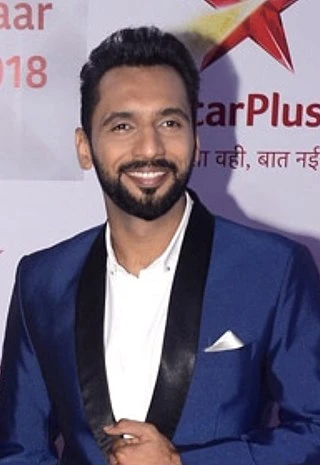 Punit Pathak headshot