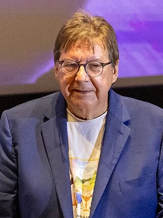 Rémy Girard headshot