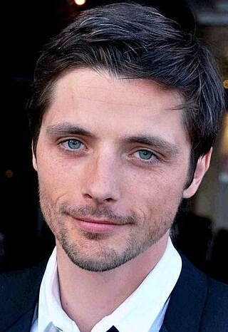Raphaël Personnaz headshot