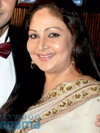 Rati Agnihotri headshot