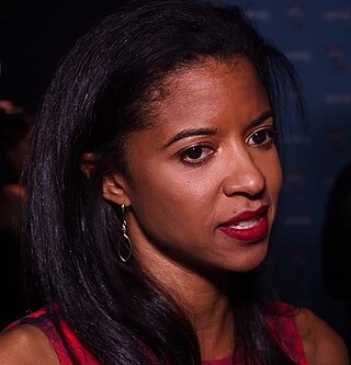 Renée Elise Goldsberry headshot