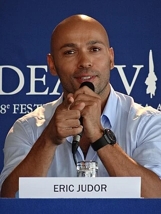 Éric Judor headshot