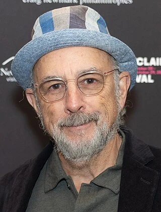 Richard Schiff headshot