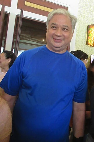 Ricky Davao headshot