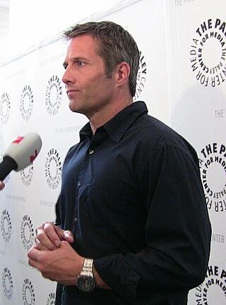 Rob Estes headshot