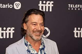 Robert Longstreet headshot