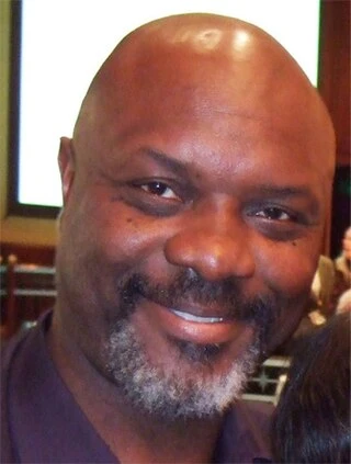 Robert Wisdom headshot