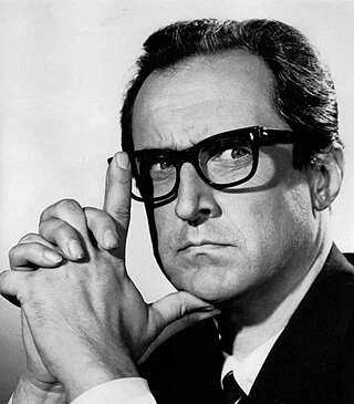 Roger Bowen headshot
