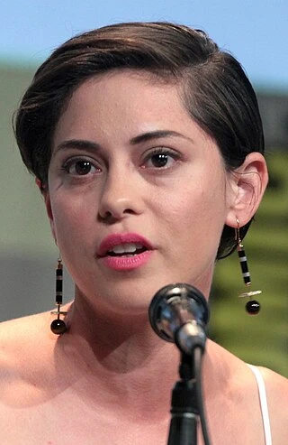 Rosa Salazar headshot