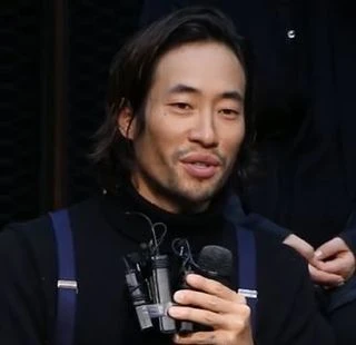Ryoo Seung-bum headshot