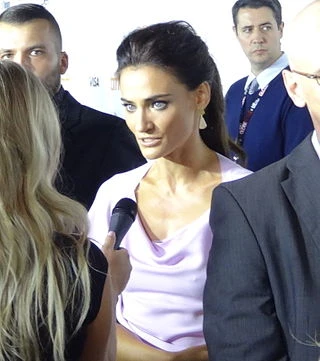 Saadet Aksoy headshot