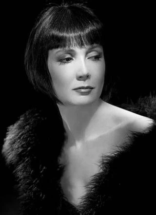Sabine Azéma headshot