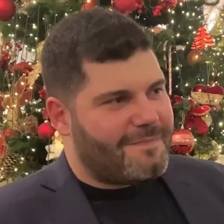 Salvatore Esposito headshot