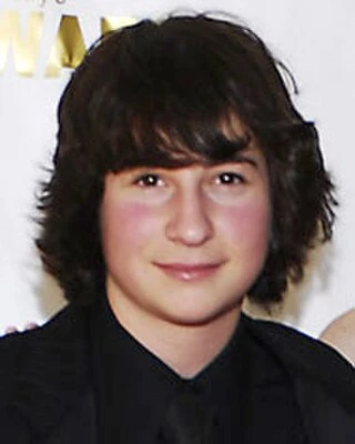 Sam Lerner headshot