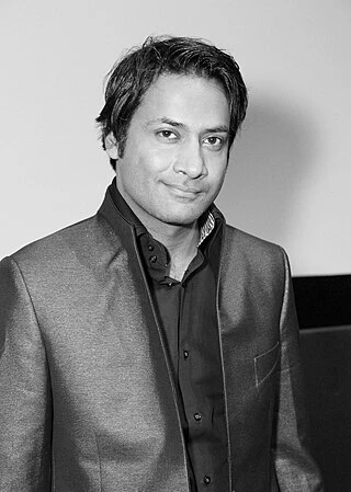 Samrat Chakrabarti headshot