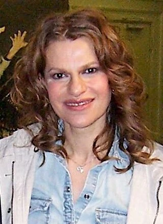 Sandra Bernhard headshot