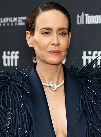 Sarah Paulson headshot