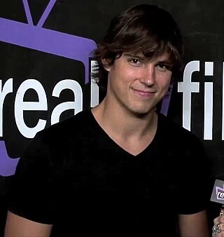 Sean Faris headshot
