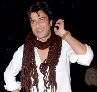 Sharad Kapoor headshot
