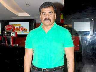 Sharat Saxena headshot