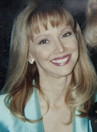 Shelley Long headshot