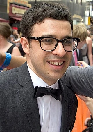Simon Bird headshot