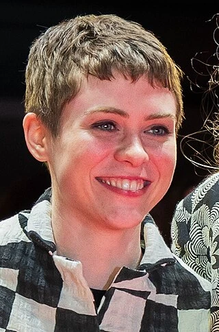 Sophia Lillis headshot
