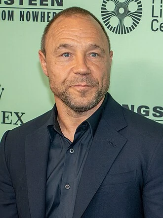 Stephen Graham headshot